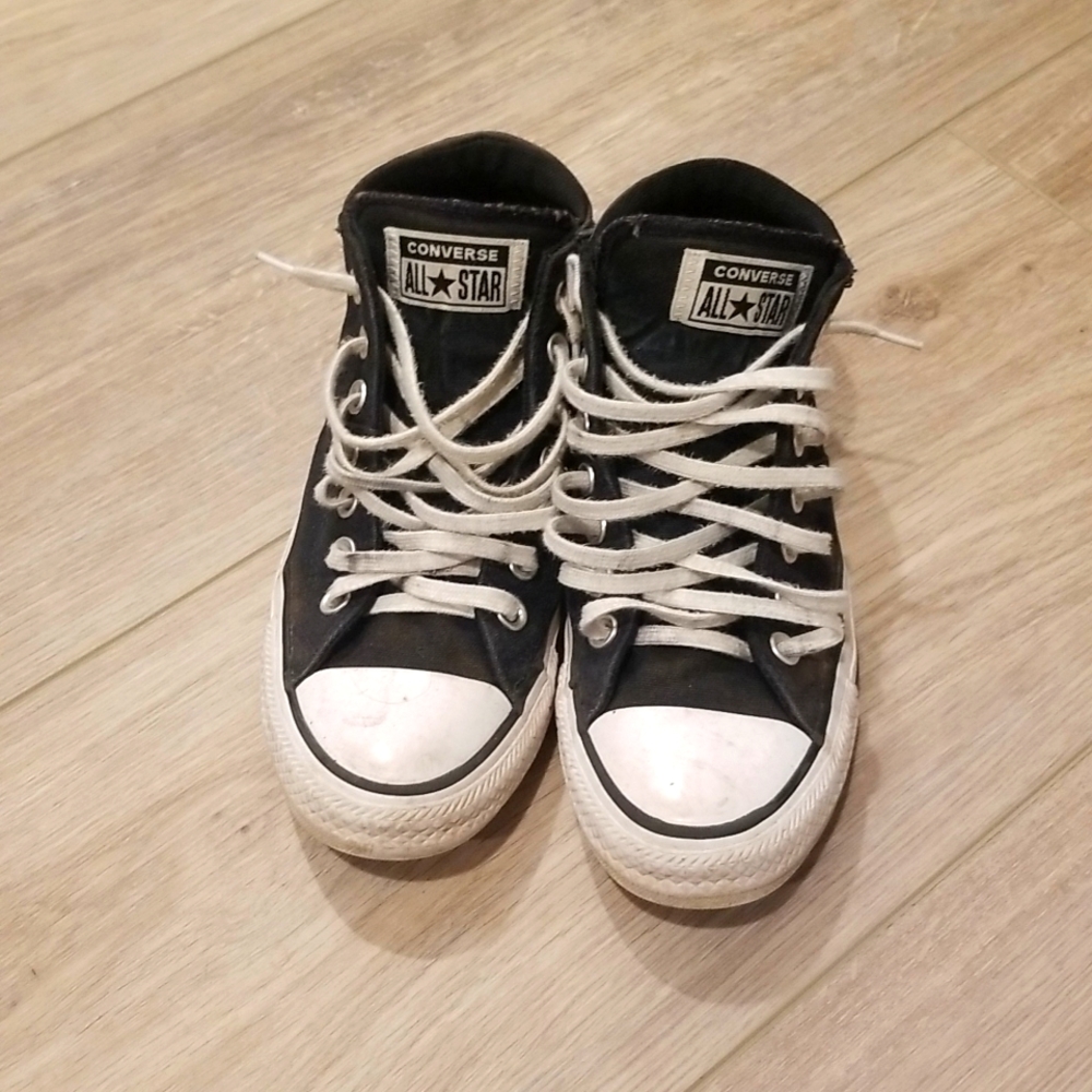Converse Chuck Taylor High tops